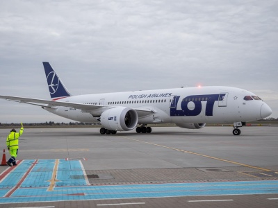 Bezpośrednie loty z Polski do wioski św. Mikołaja