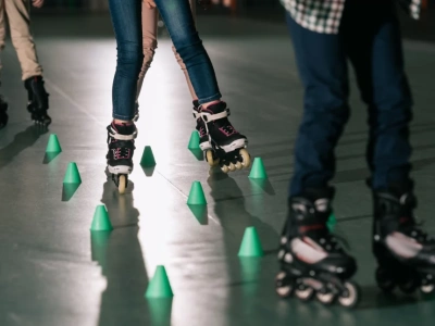 Świecące kółka do rolek – kolorowa przyjemność i bezpieczeństwo na trasie
