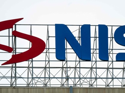 Węgrzy przejmą przemysł naftowy w tym kraju? W tle rosyjskie udziały i sankcje USA