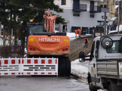 Niespodziewane zamknięcie ważnego skrótu w Nowym Sączu. Kopernika nieprzejezdna, kierowcy zaskoczeni