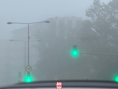 Zimą kierowcy zapominają, że funkcja świateł nie do końca działa. Przez to rodzą się problemy