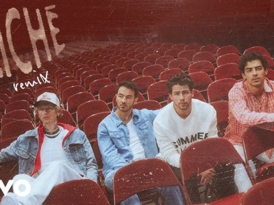 MGK feat. JONAS BROTHERS – cliché