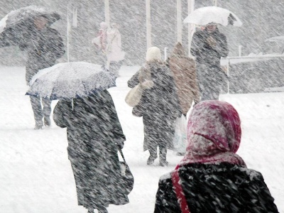 Śnieżyca nadciąga nad Polskę. Te regiony zostaną zasypane