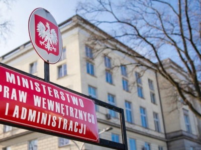 Służby czekają na wypłaty „mieszkaniówki”. Wnioski złożyli niemal wszyscy funkcjonariusze