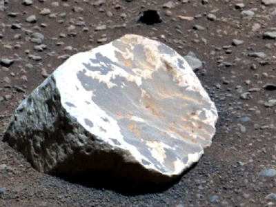 Nie taka czerwona pustynia, jak ją malują. Łazik Perseverance dokopał się do innej historii planety