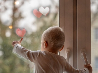 Ośrodek „Tuli Luli” pilnie szuka domu dla rocznego Stasia. „Nie chcemy, żeby trafił do domu dziecka”