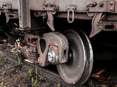 Wykoleiły się dwa pociągi. Fatalna sytuacja na linii kolejowej