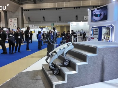 Wierny czworonóg na misji. Chiński robot D5 od Pudu może zmapować i nawigować teren wielkości prawie miliona metrów kwadratowych