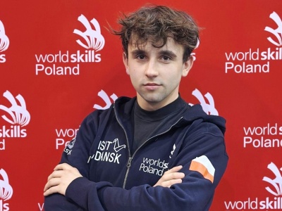 Sądecki cukiernik w ogólnopolskiej elicie. Karol Gołdyn laureatem Skills Poland 2025