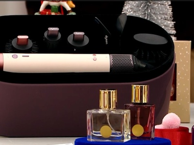 O takim prezencie marzy każda miłośniczka stylizacji. To sprzęt, który dba nie tylko o piękno, ale i zdrowie włosów