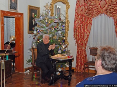 Stand-up artystyczny Dariusza Jakubowskiego w ożarowskim dworku (zdjęcia)