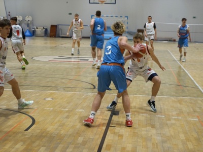 Koszykarze UJK podejmują sąsiada w tabeli