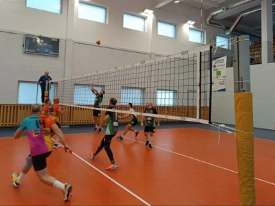 Przed nami 4. i 5. kolejka Ligi 40-latków w Piłce Siatkowej