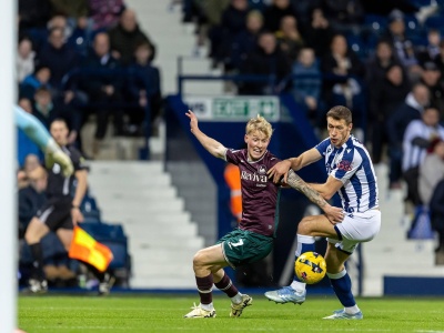 Polak odrodził się w Anglii. Dawno nie miał takiej serii