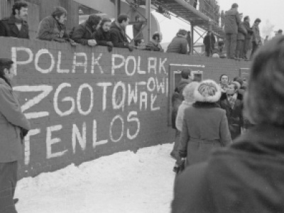 Historyk: stan wojenny mógł wymusić interwencję Rosjan