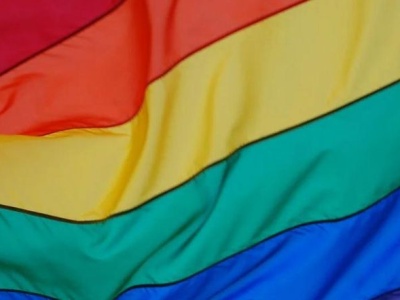 Samorządy czekają na rząd ws. małżeństw jednopłciowych