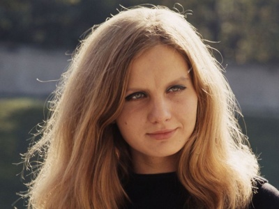 „Uprawiała terapię poprzez sztukę”. Poruszające wspomnienia przyjaciół o Magdzie Umer