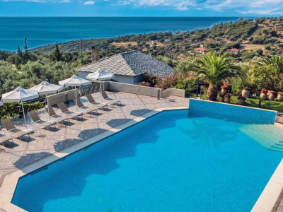 Pełnia wiosny na pięknej greckiej wyspie Tasos 💙☀️ Tygodniowe all inclusive za 2509 PLN🍹