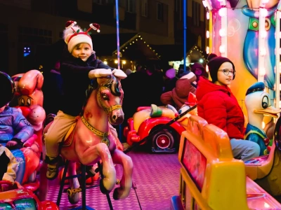 Rozpoczął się Legnicki Jarmark Bożonarodzeniowy! (FOTO)