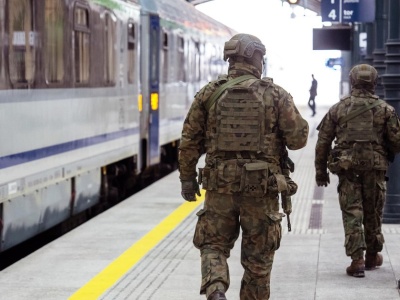 Alarm w pociągu na Podkarpaciu. Ewakuowano setki pasażerów