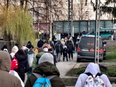 Nagła ewakuacja pociągu. Pasażerka zdradza, co usłyszeli