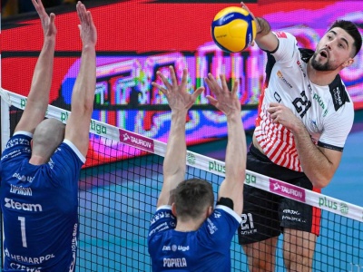 Trzy punkty dla Resovii! Dziesiąta porażka siatkarzy z Częstochowy