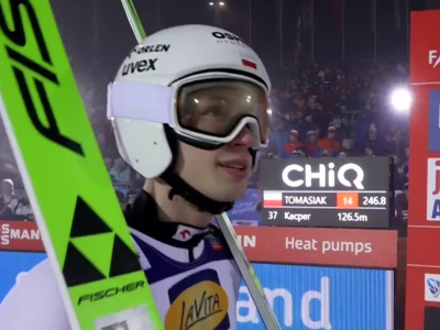 Tomasiak był piąty na półmetku. Spadł do drugiej dziesiątki w Klingenthal