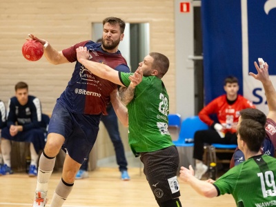 Piłkarze ręczni Pogoni pokonali warszawiaków