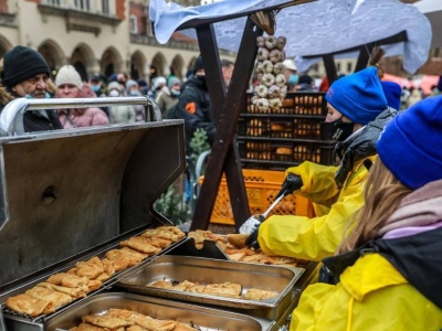 Wigilia dla potrzebujących znów w Krakowie. Pomóż stworzyć świąteczne paczki!