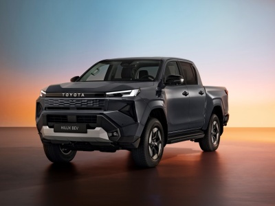 Nowa Toyota ma już ceny w Polsce. Jest ciężka, duża i lepiej nie trać domu z oczu