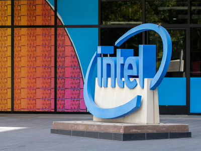 Intel testował narzędzia do produkcji chipów z objętą sankcjami chińską jednostką?