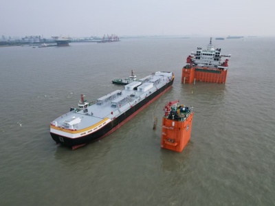 Somtrans chrzci nową barkę bunkrową LNG. Mocne wejście na rynek w Belgii i Holandii