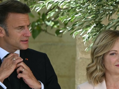 Macron i Meloni zgodni. Plan von der Leyen nie wypali?