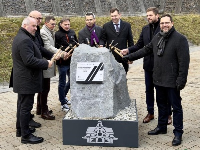 Oficjalnie rozpoczęcie budowy pierwszego odcinka słowackiej autostrady D3 Czadca – Żylina – ZDJĘCIA