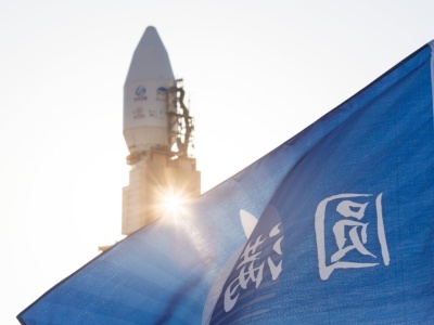 „To musi się zmienić”. Starlink o włos od zderzenia z chińskim satelitą