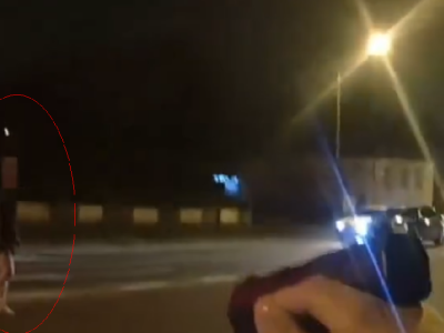 26-latka chodziła z nożem po ulicy. Nie reagowała na polecenia. Policj