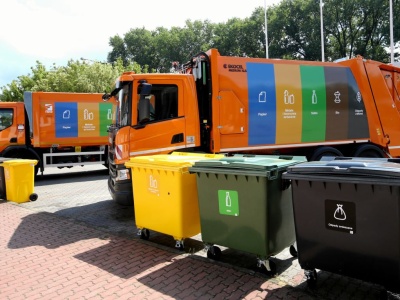 Tyle zarabia kierowca śmieciarki. Internauci nie dowierzają