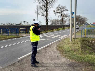 Ponad 600 przekroczeń prędkości! Policjanci dyżurowali m.in. na drodze krajowej nr 10