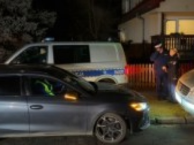 Ciało 12-latki w pobliżu szkoły w Jeleniej Górze. Ze sprawą może mieć związek siódmoklasistka