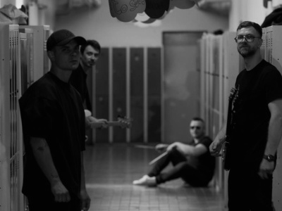 Gen R. – surowy głos pokolenia z pogranicza rapcore’u i nu-metalu wybrzmiał w murach II LO