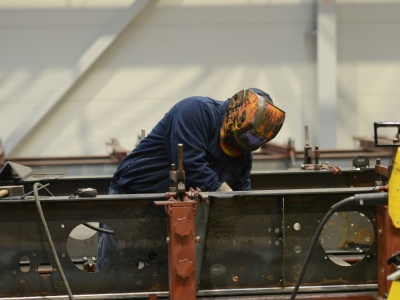 Polski przemysł nabiera rozpędu. GUS odkrywa karty