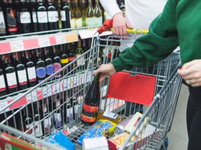 Chicagowscy radni chcą podnieść podatek od sprzedaży alkoholu