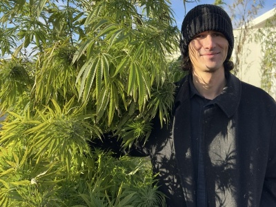 Pierwsze konopne jeansy szyte w Polsce - nowość od Kombinatu Konopnego