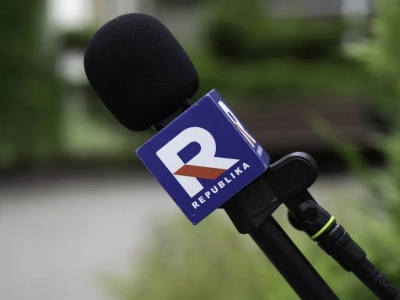 Telewizja Republika wygrywa w sądzie z prokuraturą! Chodzi o niewpuszczanie dziennikarzy na konferencje