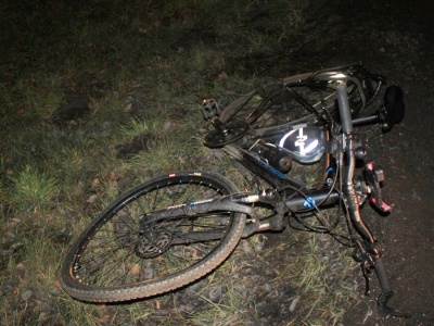 Potrącenie rowerzysty w Świerklańcu. 44-letni mieszkaniec Orzecha zabrany do szpitala