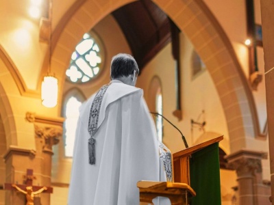 Polski Kościół chwieje się w posadach. To nie anomalia, tylko trend