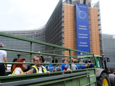 PE przyjął klauzulę ochronną do umowy z Mercosurem. Opozycja krytykuje: to iluzja ochrony