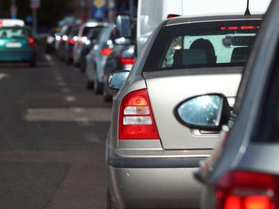 Zwrot akcji w sprawie zakazu aut spalinowych od 2035 roku. Bruksela zmienia zdanie