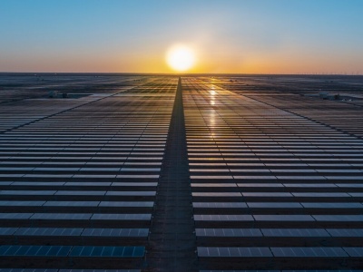 ARABIA SAUDYJSKA sprzedaje ropę a inwestuje w fotowoltaikę. Ruszy kolejne 5 farm PV, 12 GW = ok. 1/3 tego, co ma Polska