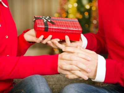 Na święta kup jej bransoletkę z tym kamieniem. Pięknie wygląda i ma ważną funkcję